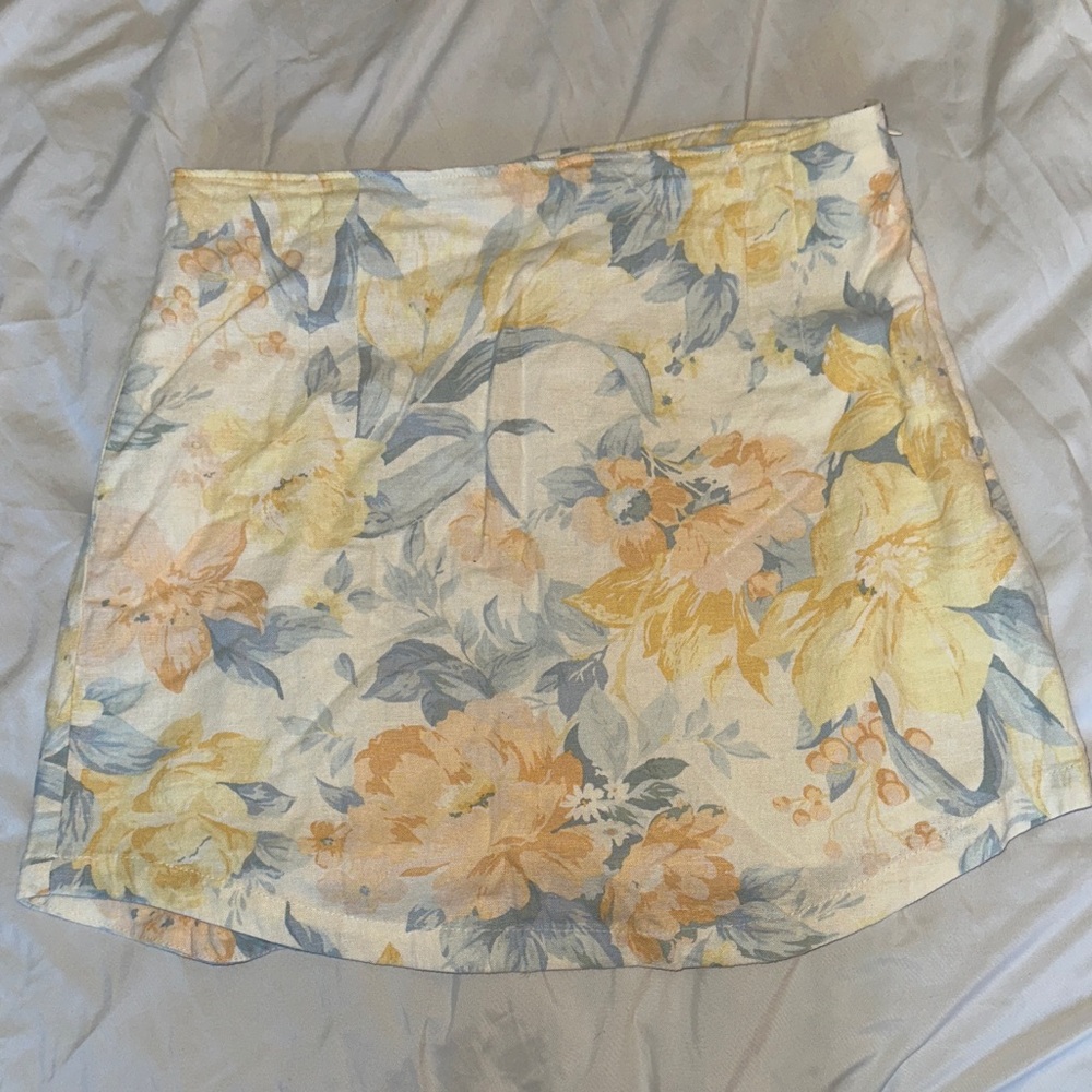 * now a bundle * Abercrombie & Fitch Floral Linen Mini Skirt